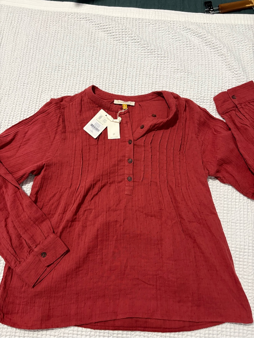 NWT DownEast Jillian Top in Rosewood